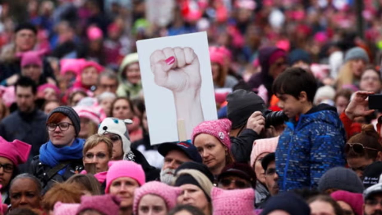 Women in the Resistance Stories of Courage and Defiance